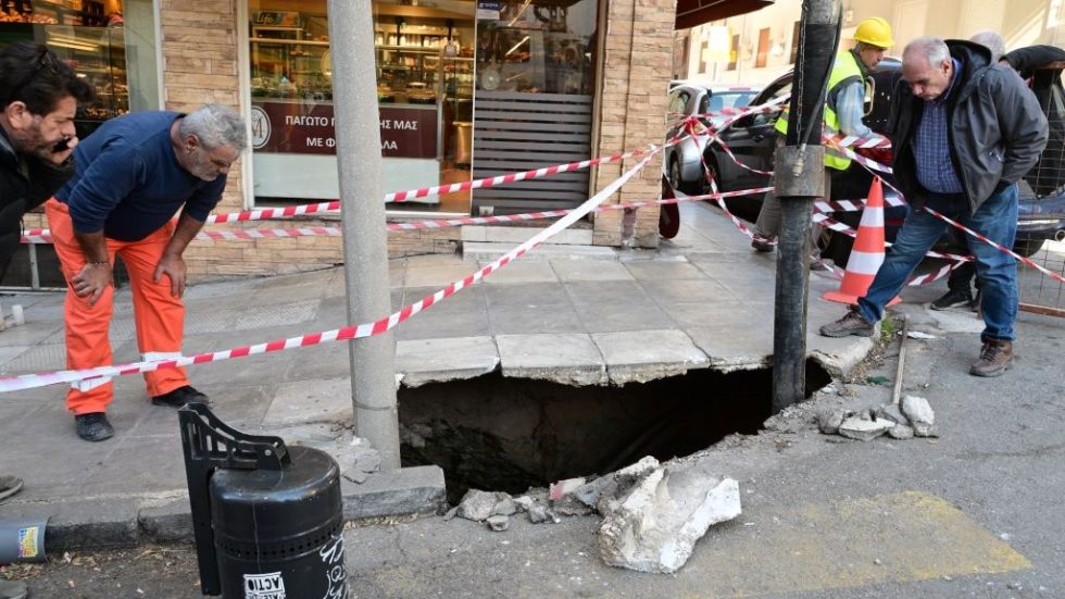 Καθίζηση εδάφους στο Παγκράτι